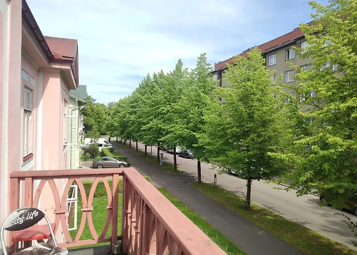 Esplanaadi 5 Apartment-the Location In