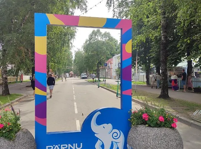 Esplanaadi 5 Apartment-the Location In Parnu