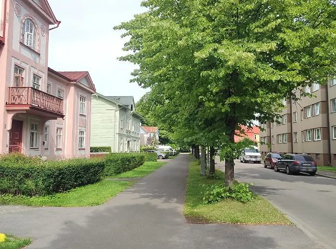 Esplanaadi 5 Apartment-the Location In Parnu