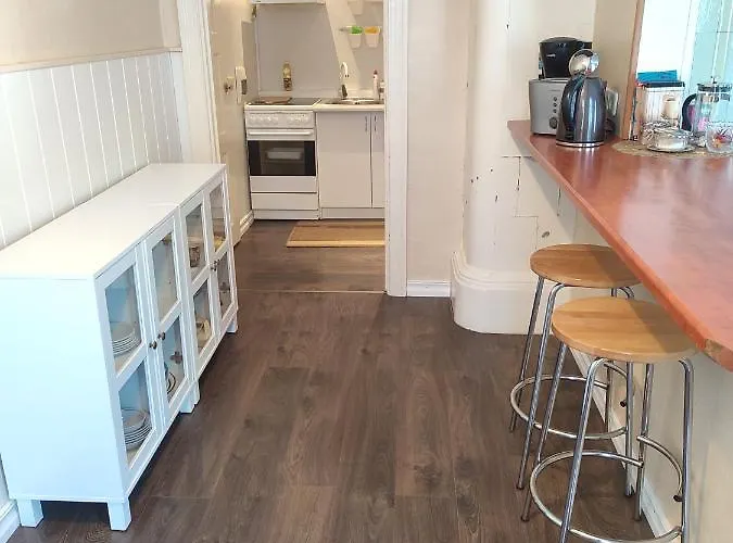 Esplanaadi 5 Apartment-the Location In Apartment